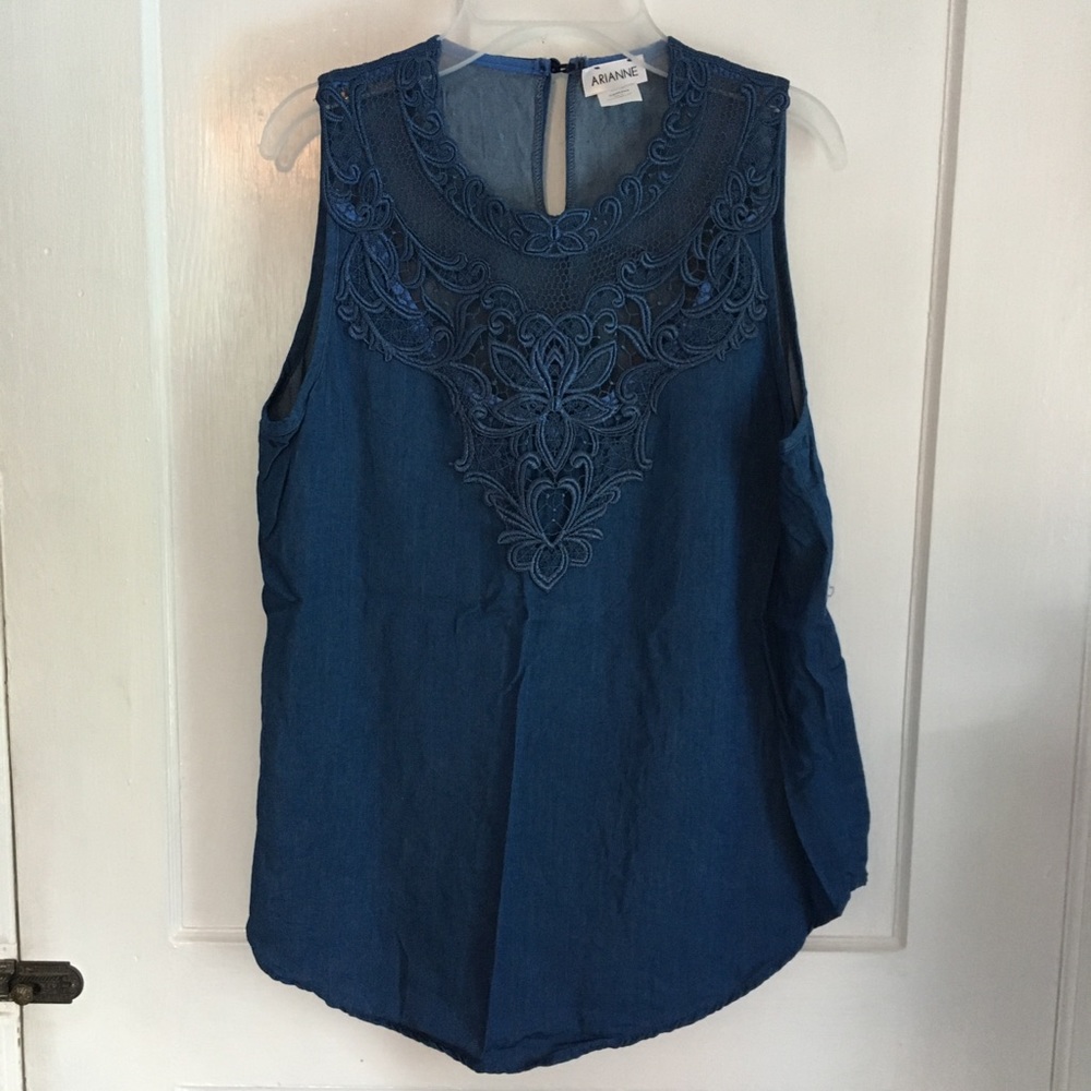 Arianne blue lace neckline tank top